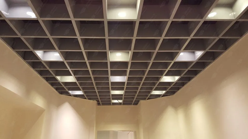 سقف گریلیوم (Grilliato/Grille Ceiling): هنر معماری باز و پنهان‌سازی هوشمندانه