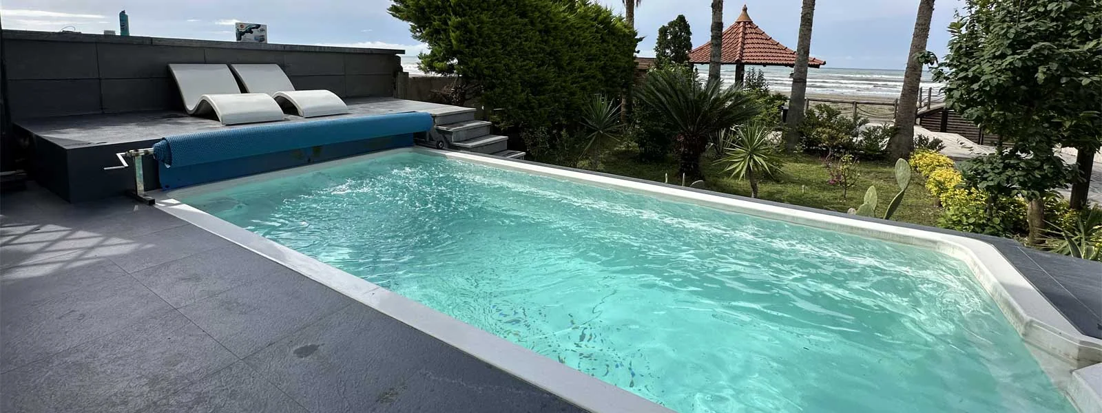 استخر زرفام